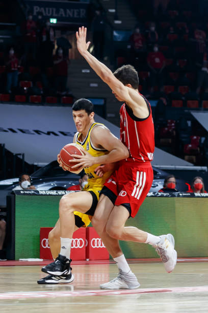 更是一场关 更是一场关