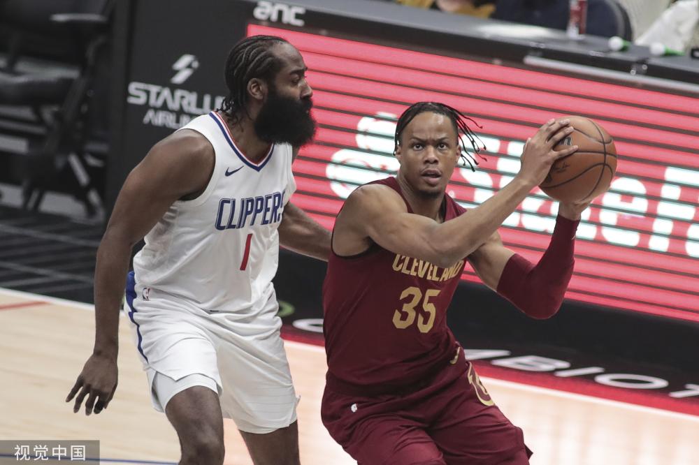 与杨瀚森近 与杨瀚森近