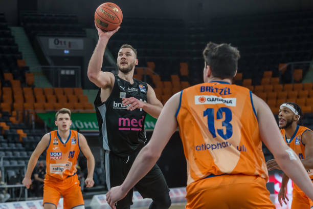 祝动作致敬 祝动作致敬